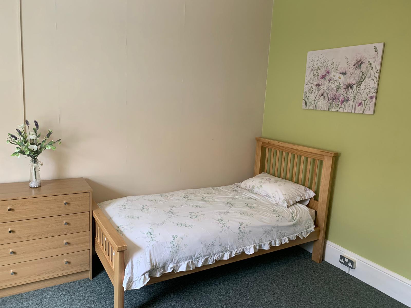 Transitioning to Residential Care: How Albany House Supports New Residents